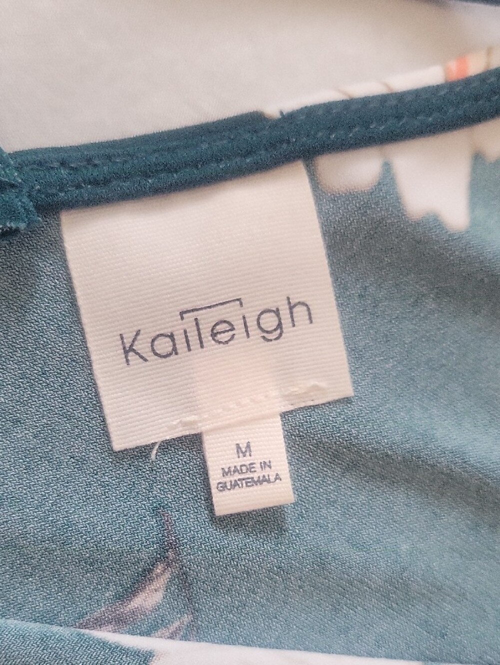 Kaileigh Floral Cold-Shoulder Camisole In Dark Green - Picture 2 of 3